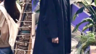 [Shen Yue & Lin Yi] Berpegangan tangan