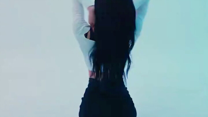 I still remember when I first saw this dance back then—I was nothing but shocked.