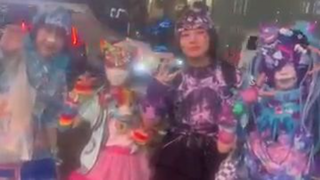 • 「Only in Harajuku! Unique Street Fashion 🎭🎨」