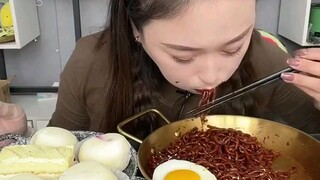 CHINESE MUKBANG