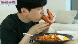 Cơm trứng trộn ớt, mì hộp xúc xích phần 4 #mukbang