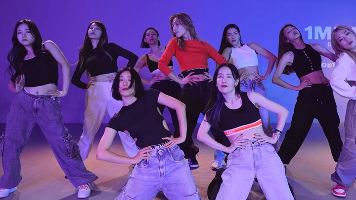 Don't disband! Why don't we form a big group and have some fun together? | MAMADOL x 1M Dance Studio
