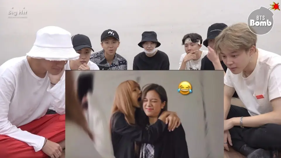 BTS Reaction to BLACKPINK Lisa And Jisoo Being Chaotic Funny Moments -  Bilibili
