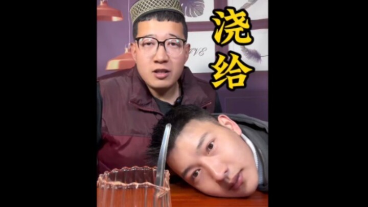 简 简 单 单 吃 个 人 头