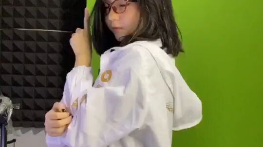 000077