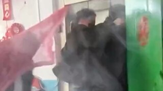 给老丈人一脚旋进来了[微笑]