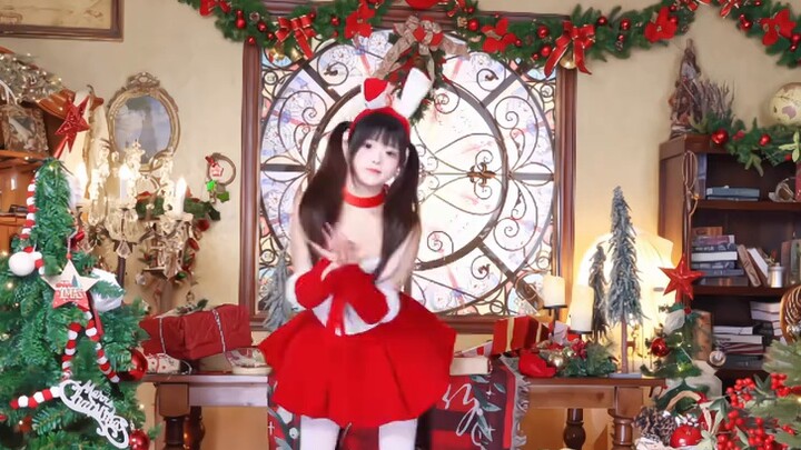 Ding~ Your Christmas gift has been delivered!