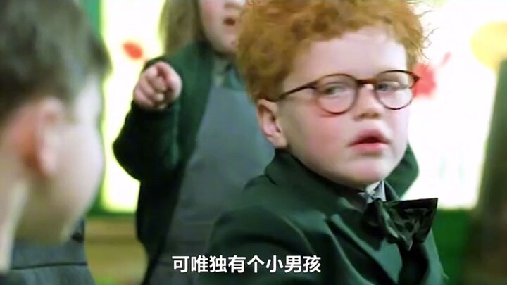 男孩天生爱放屁睡觉，必须绑一个塑料袋，不然全家都有生命危险。