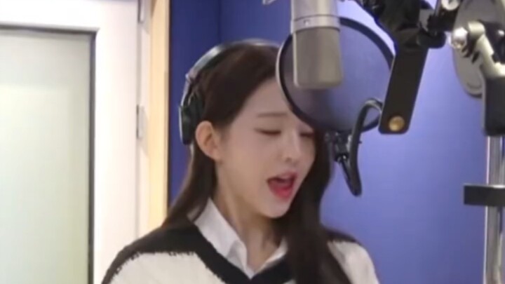 Yuan Ying's Recording Habits in the Studio