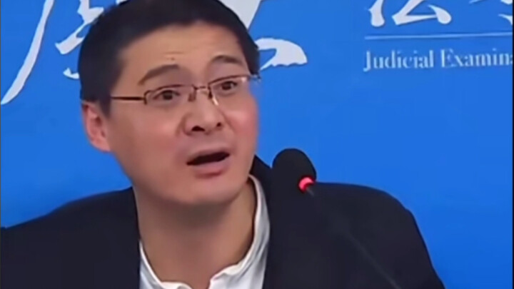 Một con nghiện lên cơn thèm thuốc đã bán một đứa trẻ ba tuổi cho quán lẩu chó.