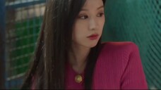 Haein is so cute. She tried all the places Hyunwoo has been to and found playing baseball so addicti