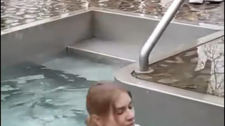 Pembaptisan Air Suci