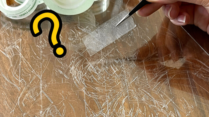 Tôi dùng cả nghìn miếng băng dính trong suốt để tạo ra một bức tranh ẩn hình đổi màu?!