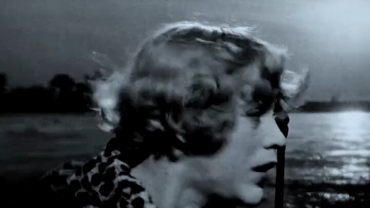 “He has countless reasons to turn you down, yet not a single one means he doesn’t love you!” #Abstra