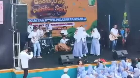 putih abu abu