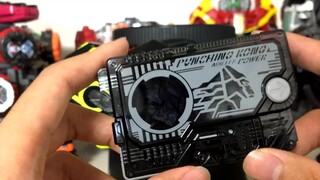 【DX快评】音效意外的可爱！二骑的第一个升级道具拳击金刚 假面骑士01 ZERO ONE拳击金刚钥匙评测