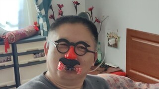 My dad’s new sand sculpture toy, now the whole family is playing with it