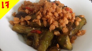 อาหารเจ ผัดมะเขือเผา Stir fry grilled green eggplant with crispy TVP