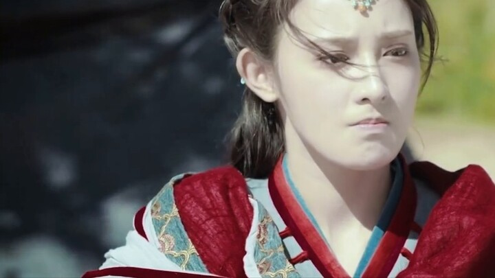 [Qingming Tribute: Marchima] The red-clad woman arrives smiling, the white-clad woman leaves in bloo