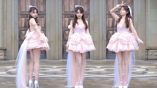 Vì vậy hãy để tôi tựa vào thêm một chút nữa♪ Tôi thề trên đầu ngón tay mình♫