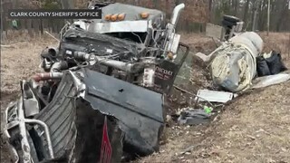 5 dead in downstate Illinois school bus crash