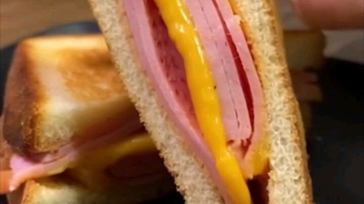 แซนวิชแฮมชีส (Thai)