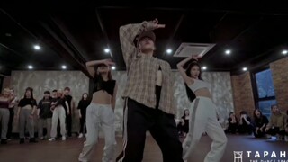【Leejung】Ai chưa xem ảnh tình cảm của Lee Jun chứ? Anh ấy đẹp trai đến mức khiến trẻ con phải bay mấ
