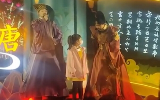 شيآن بتفوق حقًا في السياحة الثقافية! أقدر أقعد على مقعد وأتفرج هناك طول اليوم! #صندوق_المدينة_العريق