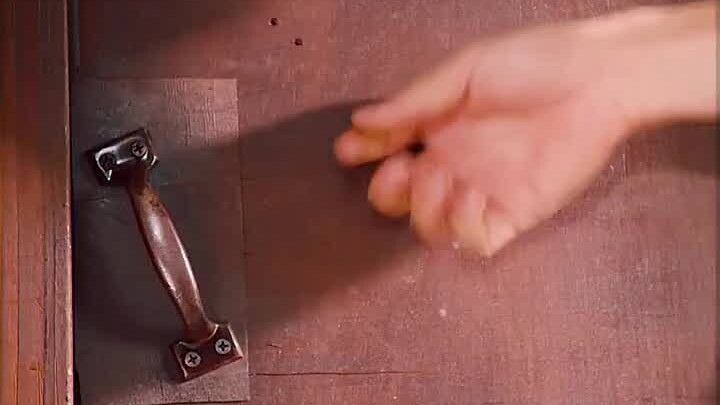 الرجل يبقى فتى حتى آخر لحظة من حياته، لكن للأسف لكل بيت دفتر مشاكله الخاص الذي يصعب حلّه!