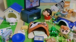 Kamar Crayon Shin-chan merombak video unboxing dan unboxing blind box