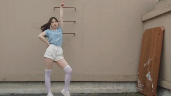 ［bunny］Climbing high is dangerous