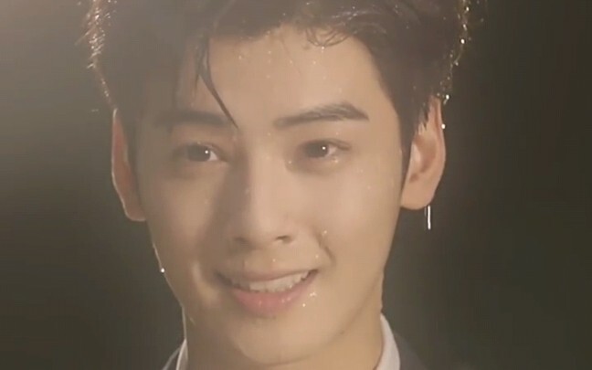 车银优美貌杀人片段 被泼水也帅 颜狗落泪