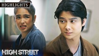 Wesley offers Sky a ride | High Street (w/ English subs)