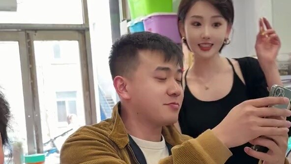 "Big Star" was frustrated and it belongs to # vlog daily # mother-in-law # husband and wife