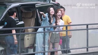 Zhao Lusi FanCam 02.06.23 | After finishing recording Hi6 Zengli & Lusi leave together