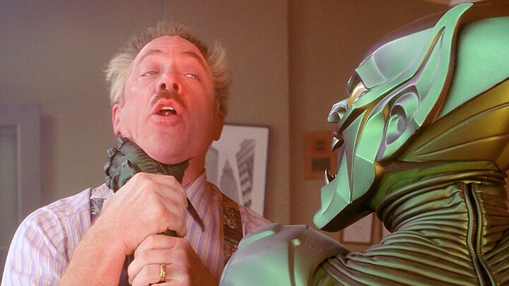 Lão Quỷ Xanh: Ai chụp ảnh cho Người Nhện vậy? Jameson: Tôi không biết, ảnh của anh ấy đều được gửi q