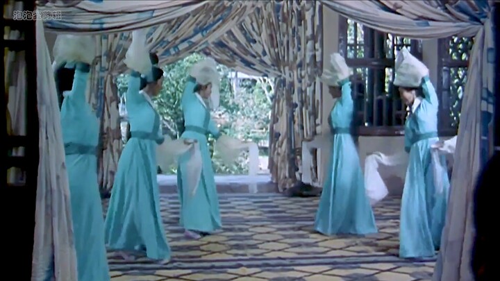 Back in the day, even just a few casual dance steps looked amazing.