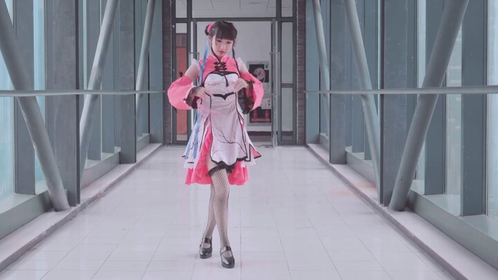 【แพนด้า】✿เพลงรักเถาหยวน ชุดกี่เพ้าน่ารักตัวไหนที่เป็นผ้าไหมสีดำหรือสีขาว?