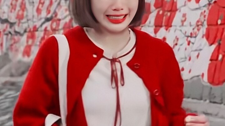 ขำตาย! SM นี่เลี้ยงดูครึ่งหนึ่งของวงการเพลงแบ็กกราวด์บนติ๊กต็อกเลยนะ!