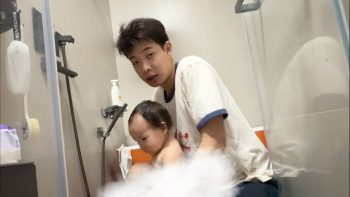 Istri tidak ada selama 2 hari, Kato menonton Amei-chan