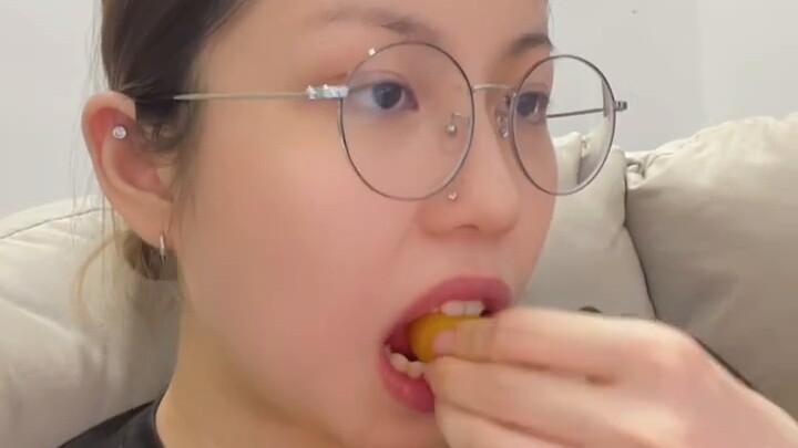 【Vlog】Welcome to watch the daily life of street dance teacher and piercer who earns 20,000 yuan a mo