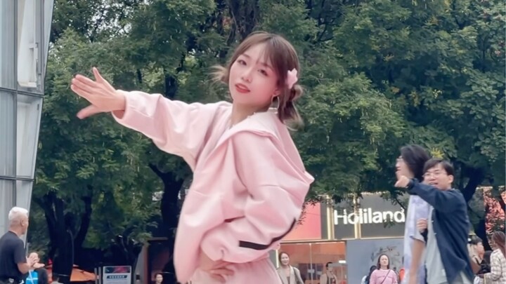 【被曹璐翻牌版】在三里屯替曹璐打歌！fiestar2024版《可怜》