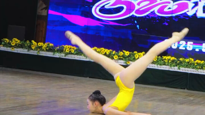 Daily Practice of Dance Art Exam Candidates 684