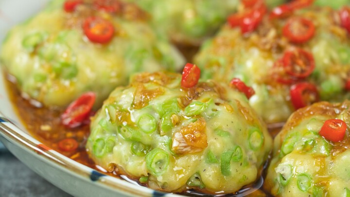 One handful of green beans and two eggs—here’s a brand-new summer way to enjoy green beans! Those wi