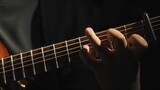 Petunjukan Gitar|Asli "Daun Berguguran di Tengah Kota"