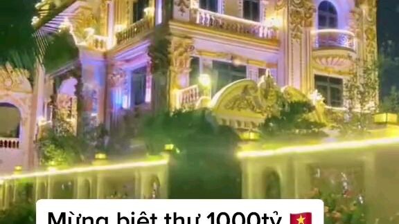 woww nhà to giàu