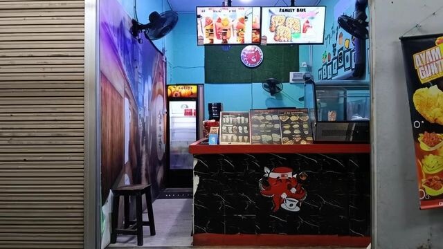 one Takoyaki please