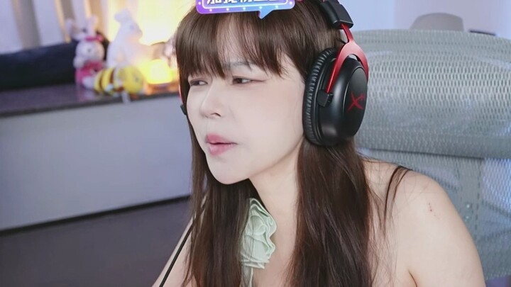 Lagipula, kalau kamu nggak merasa apa-apa sama aku, bahkan saat kamu pergi ke toilet pun aku nggak a