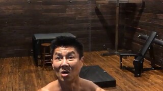 Van Darkholme đưa bạn đến ngục tối đen tối