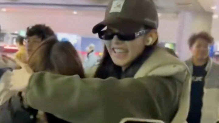 Zhang Yifan, have you ever seen anyone become a female celebrity?